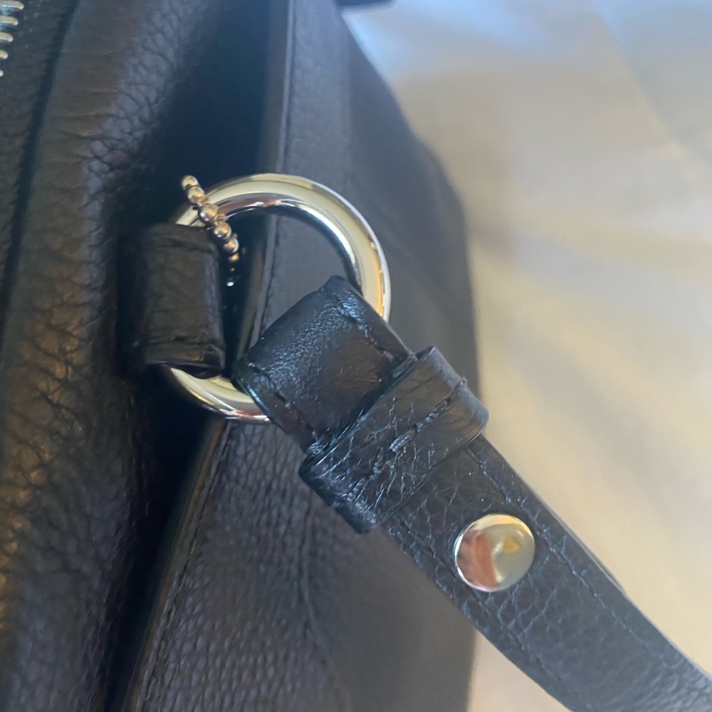 Coach Penelope Satchel - Picture 4 of 16